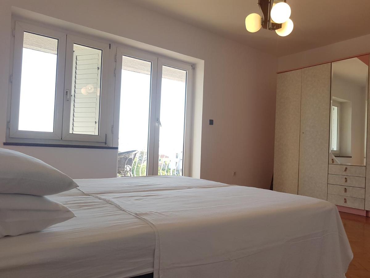 Barun Apartments คาชเตลา ภายนอก รูปภาพ